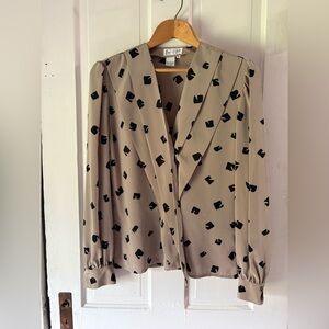 Jones New York Vintage Beige Blouse with Black Pattern